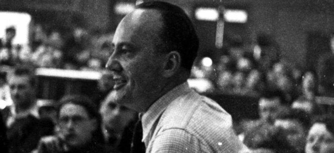 Daniel Guérin speaking at a Popular Front meeting, 1936. Source unknown.